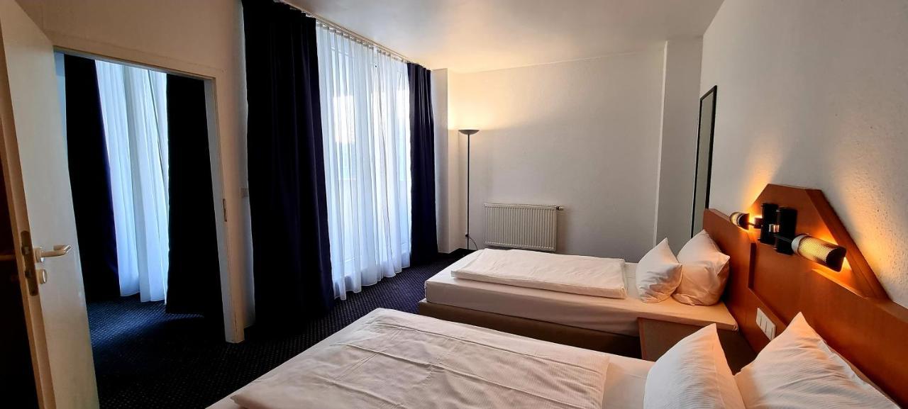 Exo Square Heidelberg/Schwetzingen - By Superfly Hotels Esterno foto