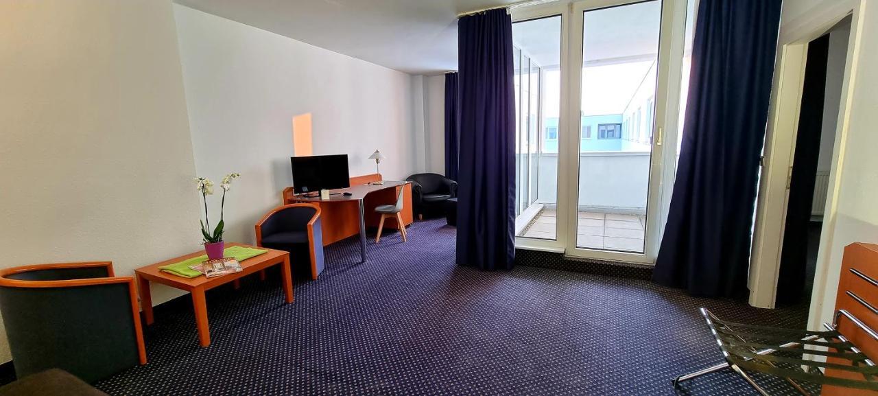 Exo Square Heidelberg/Schwetzingen - By Superfly Hotels Esterno foto